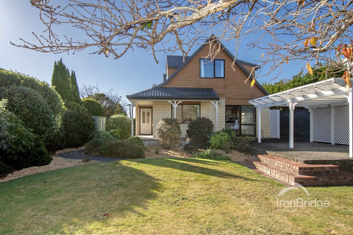 216 Major Hornbrook Road, Mount Pleasant, Christchurch - Carousel 1