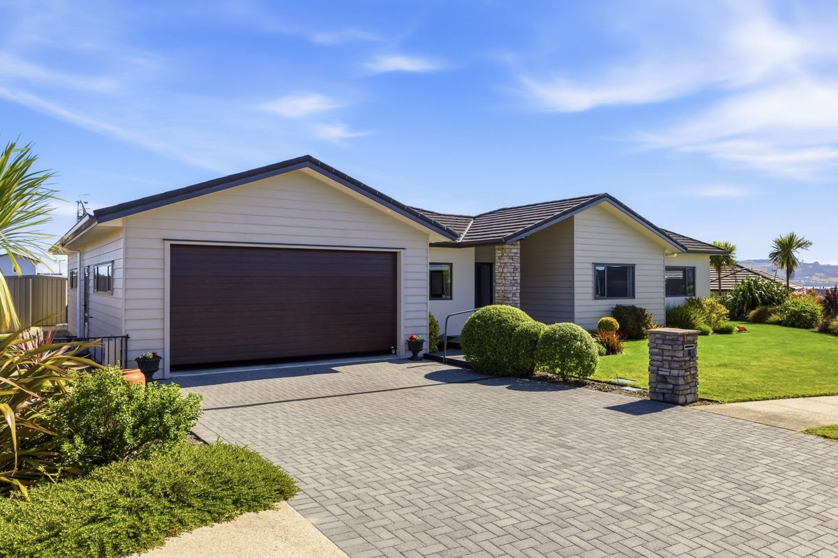 6 Tuhua Close, Wharewaka, Taupo - Carousel 2