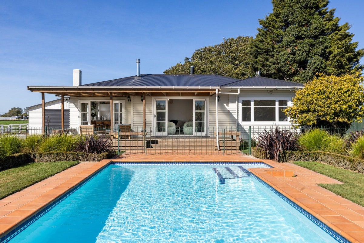 430 Brookfields Road, Meeanee, Napier - Carousel 1