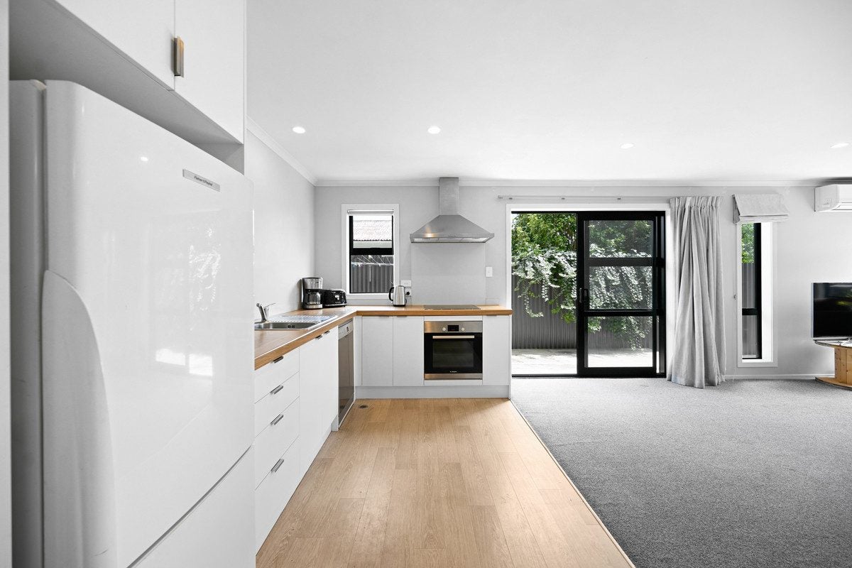 1/3 Charlemont Street, Whitiora, Hamilton - Carousel 2