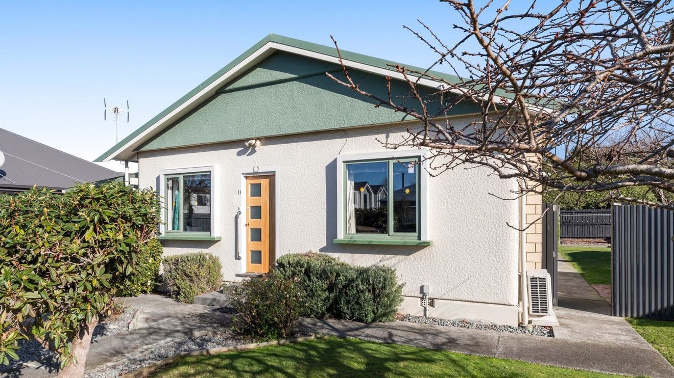 11 Browning Street, Sydenham, Christchurch - Carousel 1
