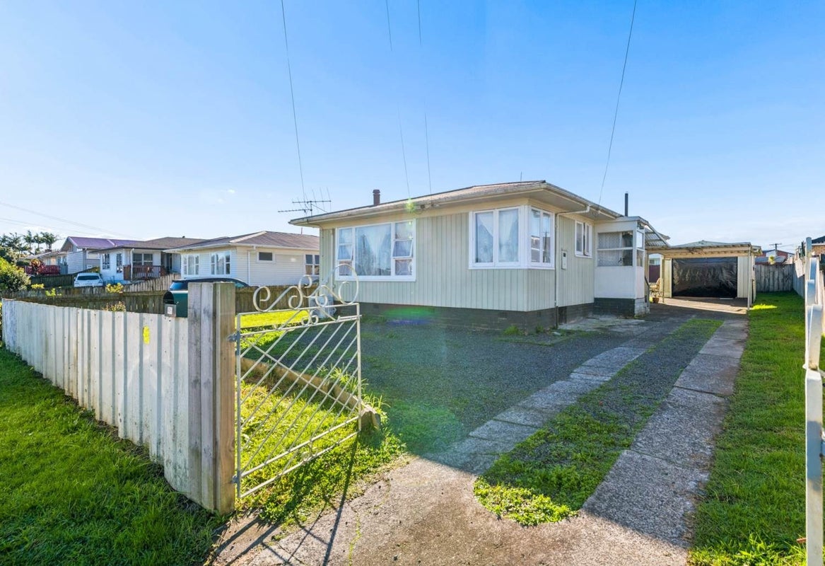 46 Rogers Road, Manurewa, Manukau City, Auckland - Carousel 1