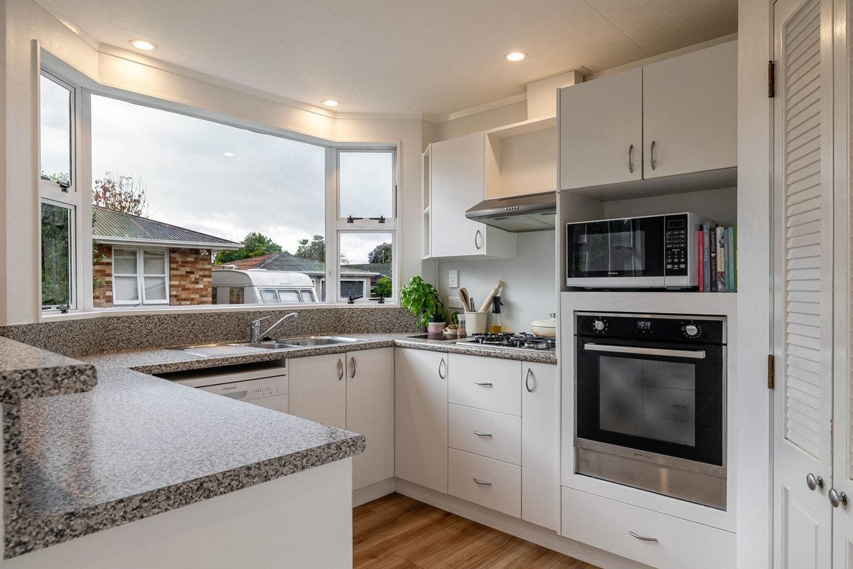 47 College Street, Awapuni, Palmerston North - Carousel 2