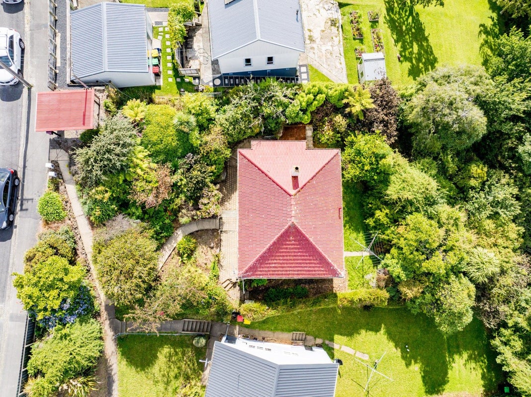 42 Prospect Bank, Wakari, Dunedin - Carousel 23