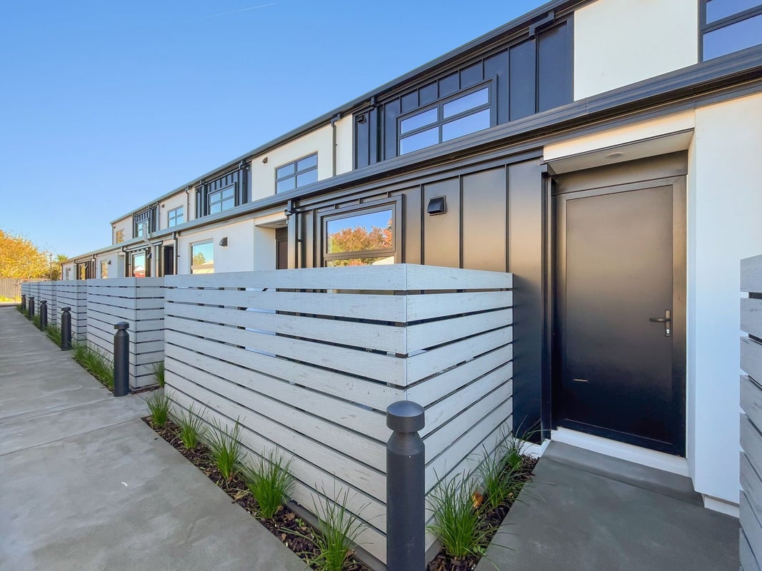 4/46B Division Street, Riccarton, Christchurch - Carousel 1