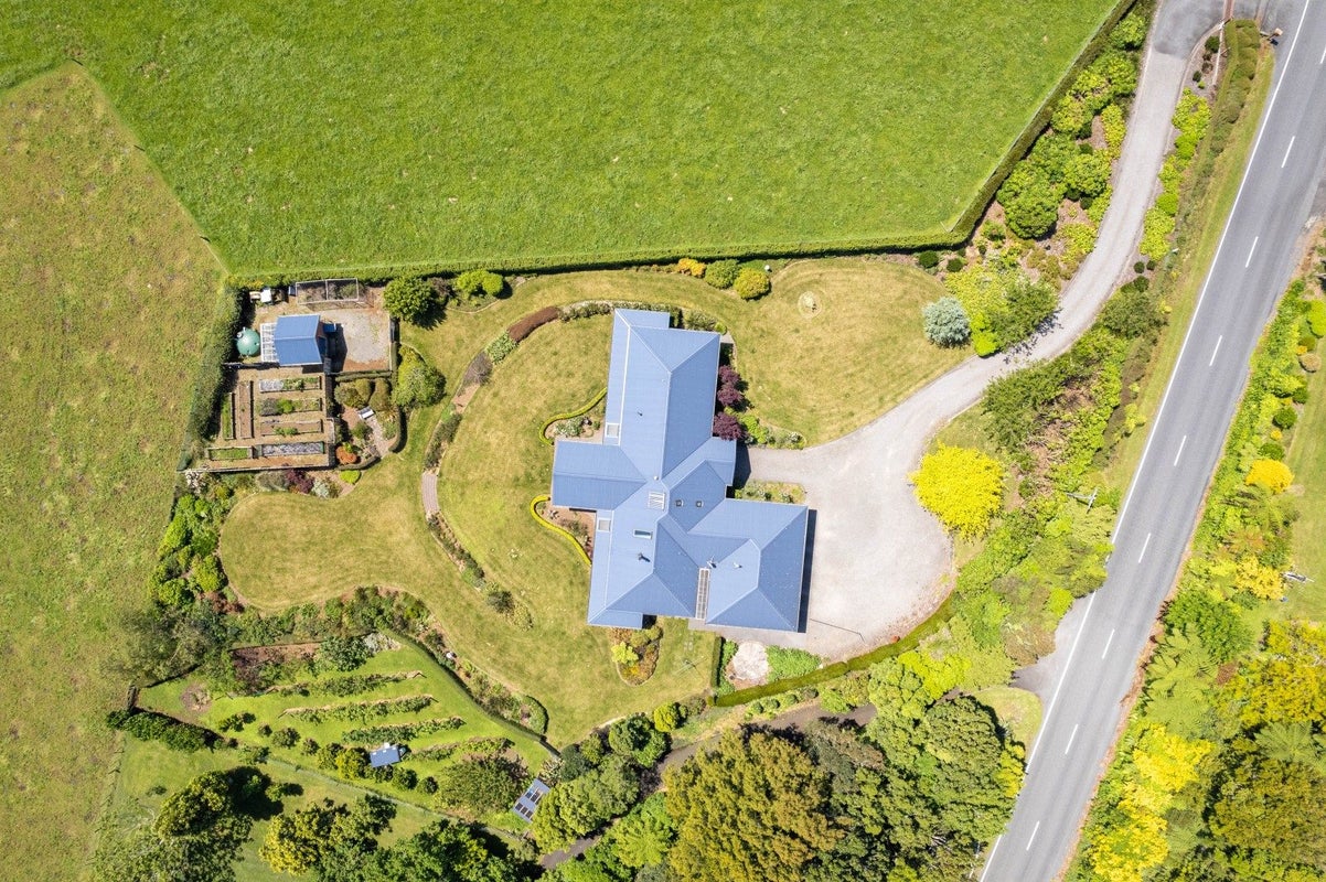 111 Hurworth Road, Hurworth, New Plymouth - Carousel 47
