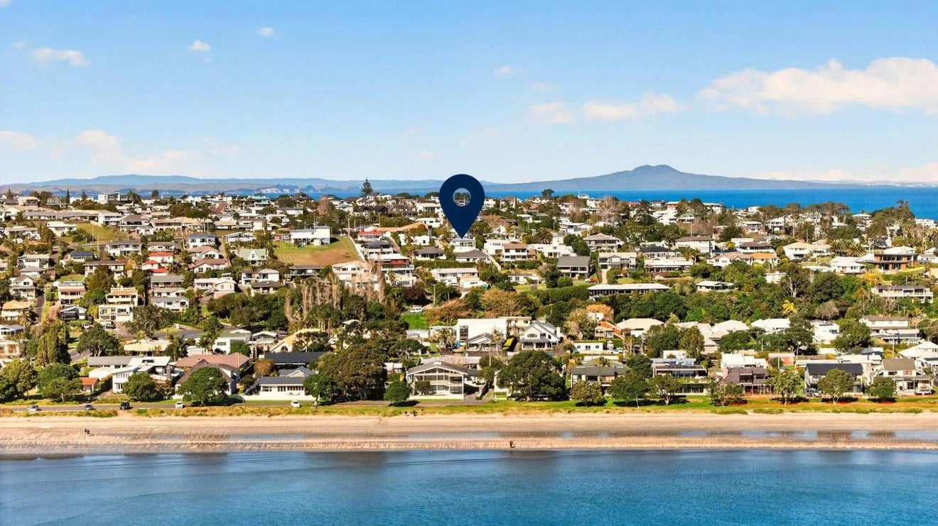 954 Whangaparaoa Road, Manly, Rodney, Auckland - Carousel 12
