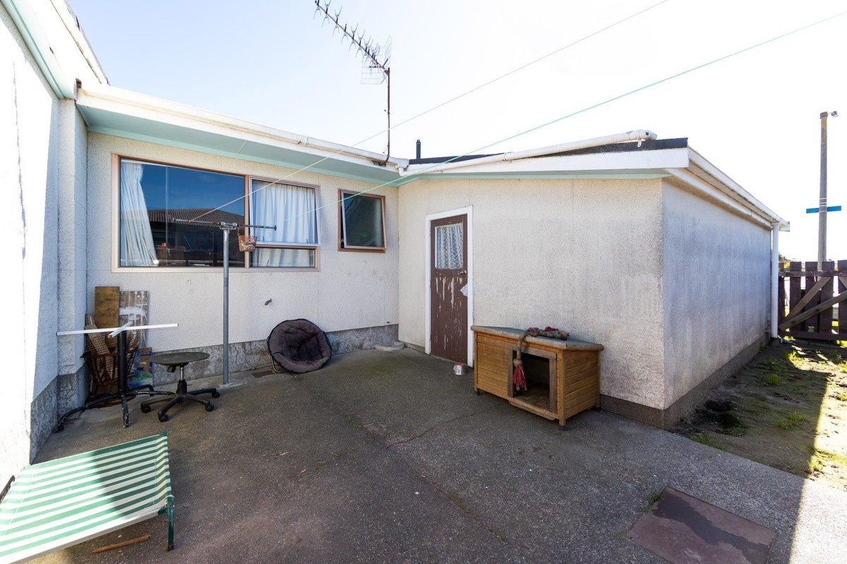 1/15 Gebbie Road, TARADALE, NAPIER - Carousel 11