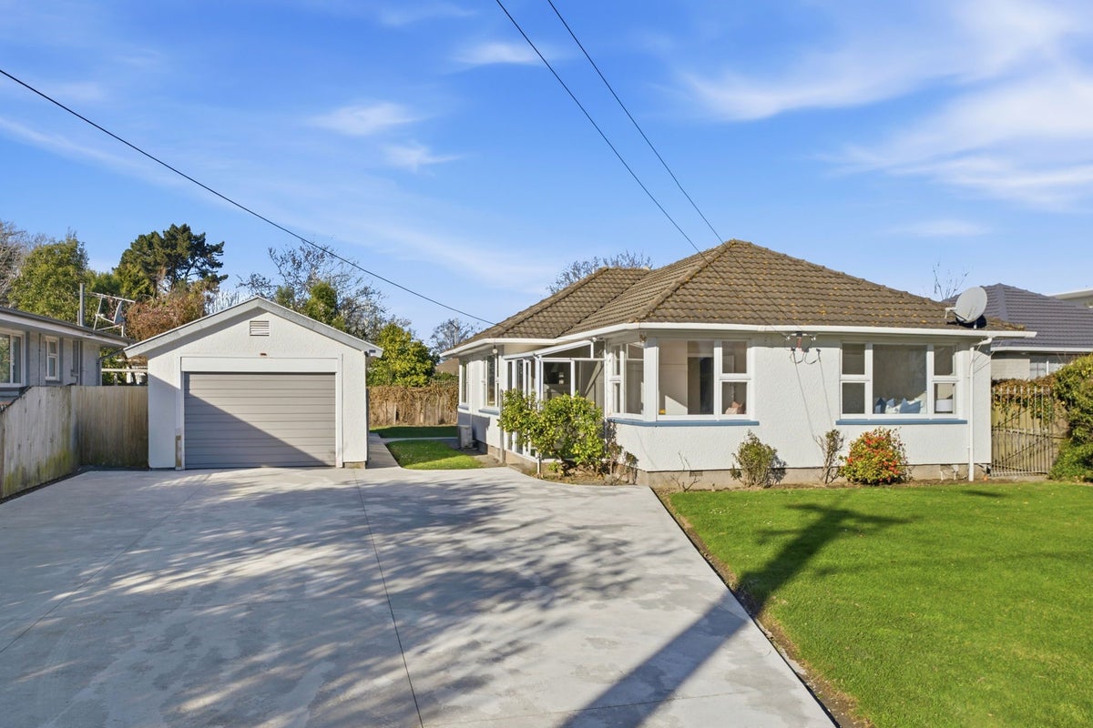 384 Hills Road, Mairehau, Christchurch - Carousel 1