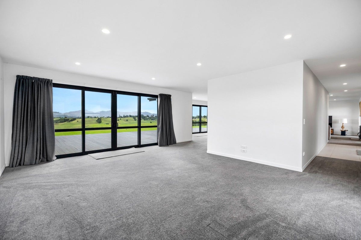 1014 Snooks Road, Whangarei - Carousel 20