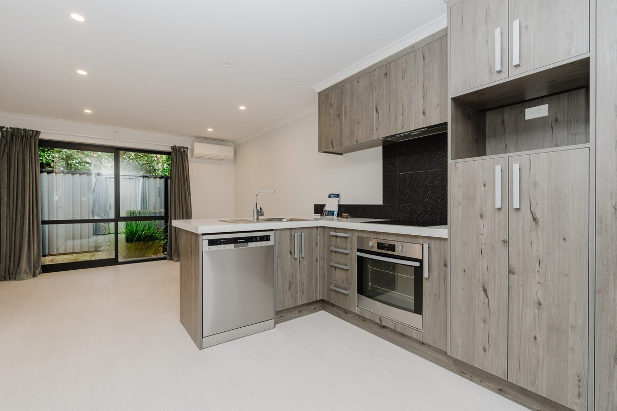 1/1 Brooklyn Road, Claudelands, Hamilton - Carousel 2