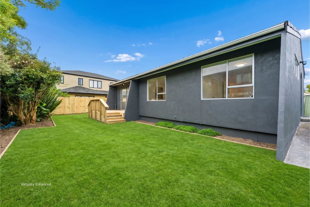 97A St Georges Road, Avondale, Auckland - Carousel 2