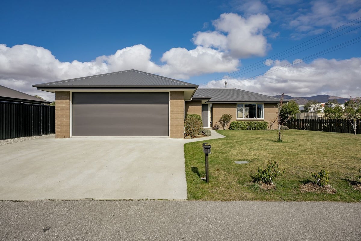 11 Phoenix Place, Cromwell, Central Otago, Otago - Carousel 23