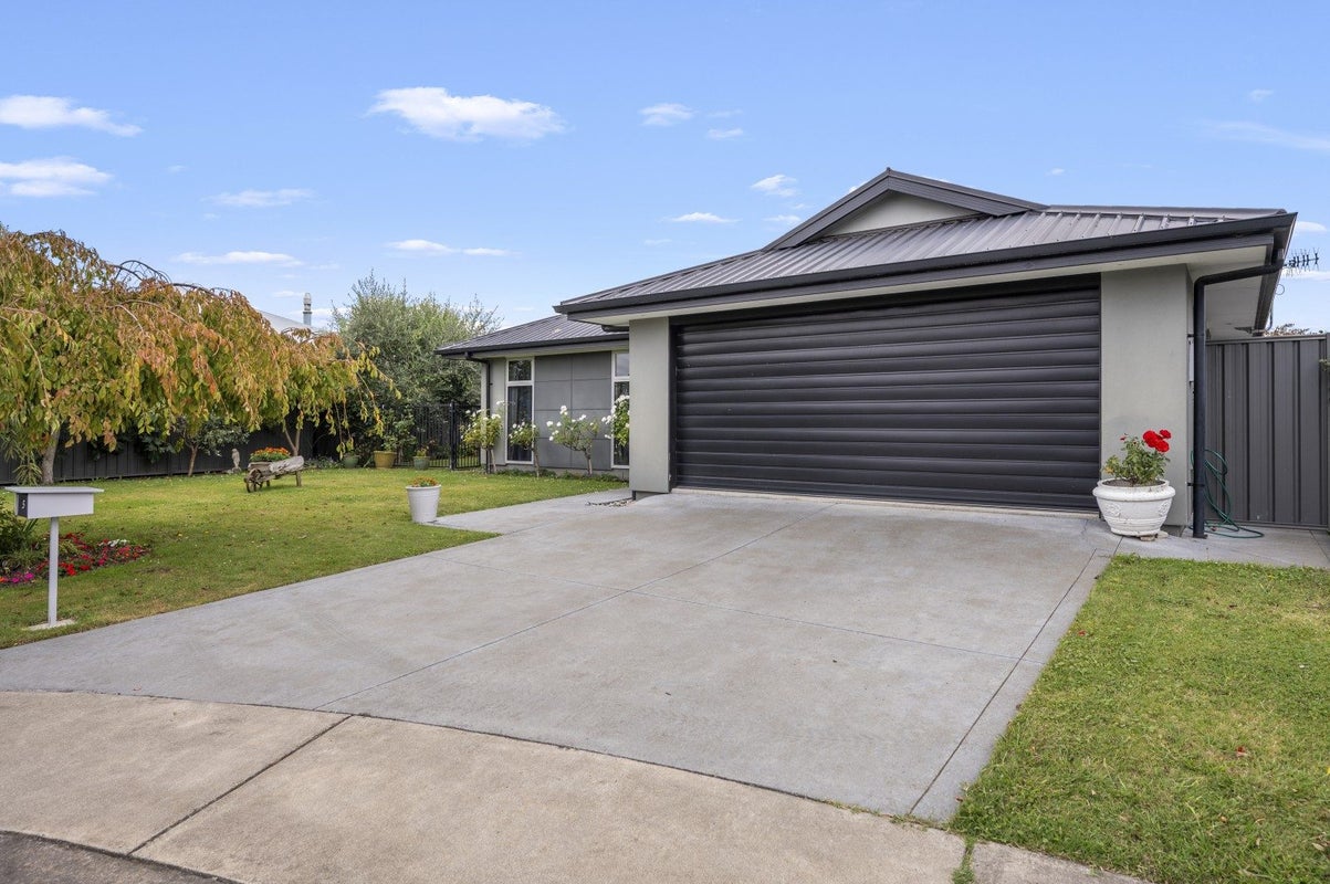 5 Begley Place, Frimley, Hastings - Carousel 18
