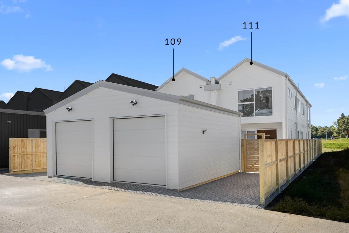 111 Tributary Parade, Karaka, Papakura - Carousel 1