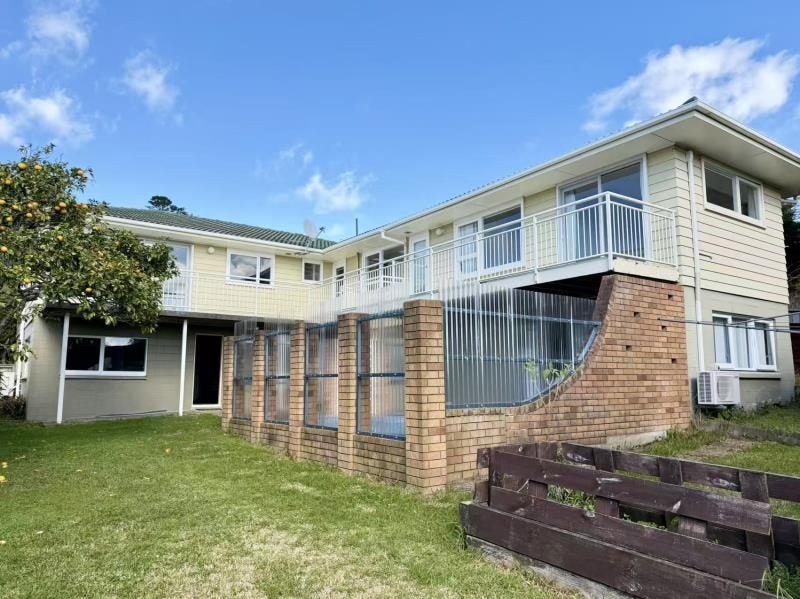 32 Galaxy Drive, Mairangi Bay, North Shore City, Auckland - Carousel 1