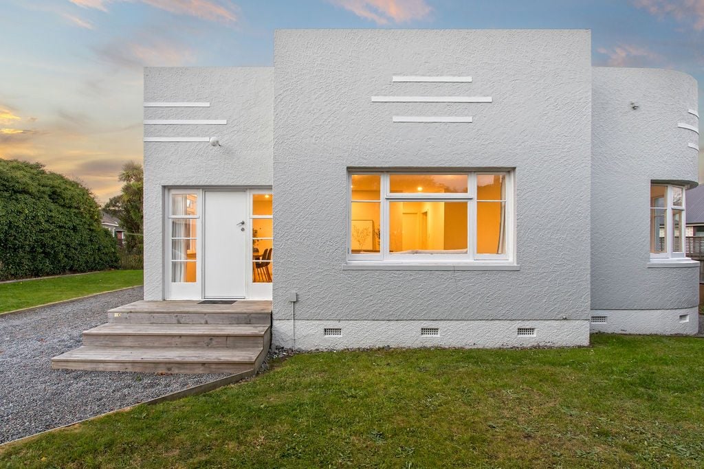 10 McFaddens Road, St Albans, Christchurch - Carousel 19