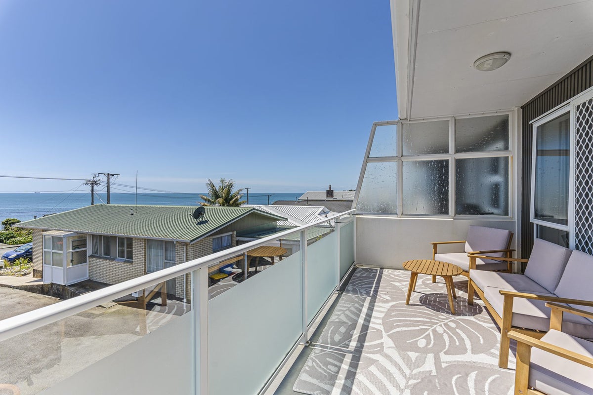 13B Hine Street, New Plymouth, New Plymouth - Carousel 1