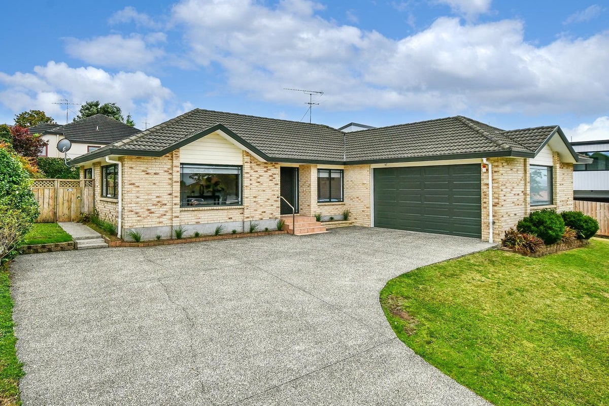15 Rathmar Drive, Manurewa, Auckland - Carousel 1