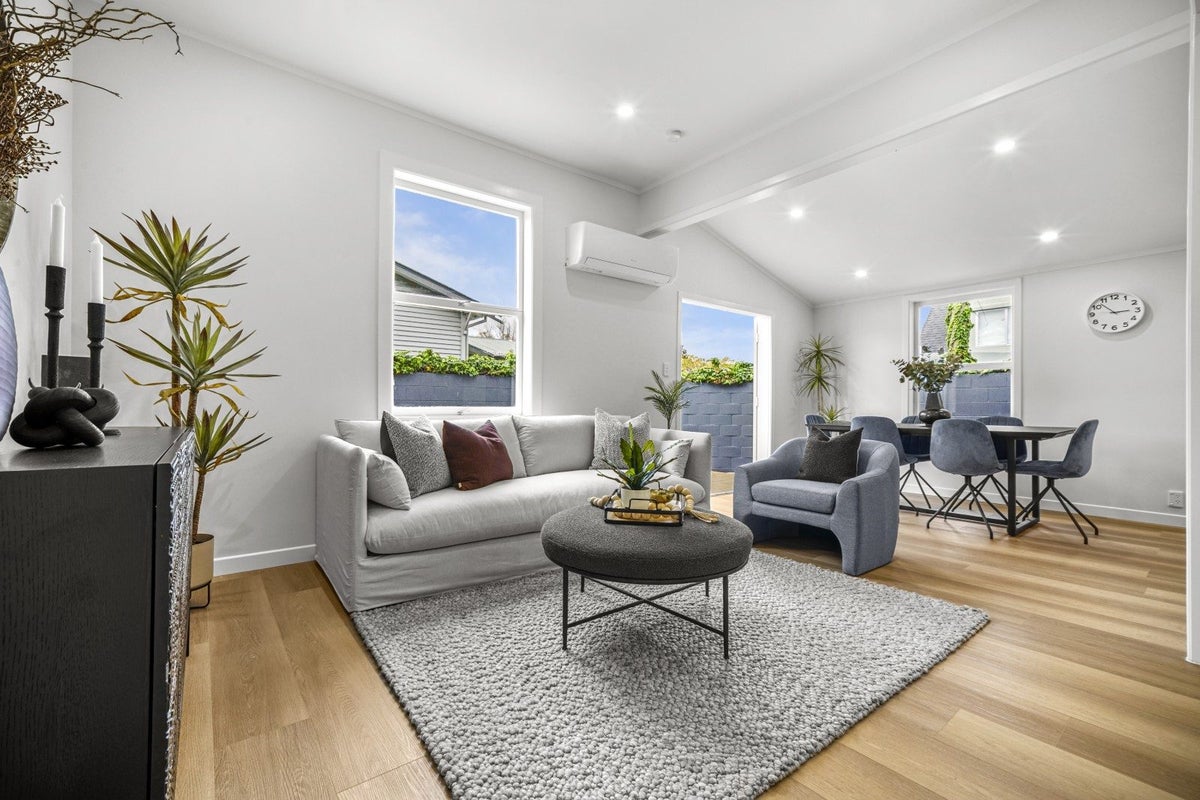 82 The Drive, Epsom, Auckland - Carousel 2