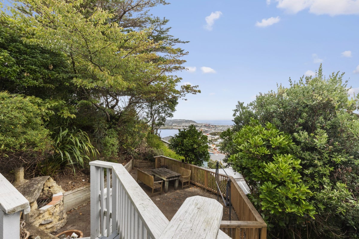 5/16 Marewa Road, Hataitai, Wellington - Carousel 1