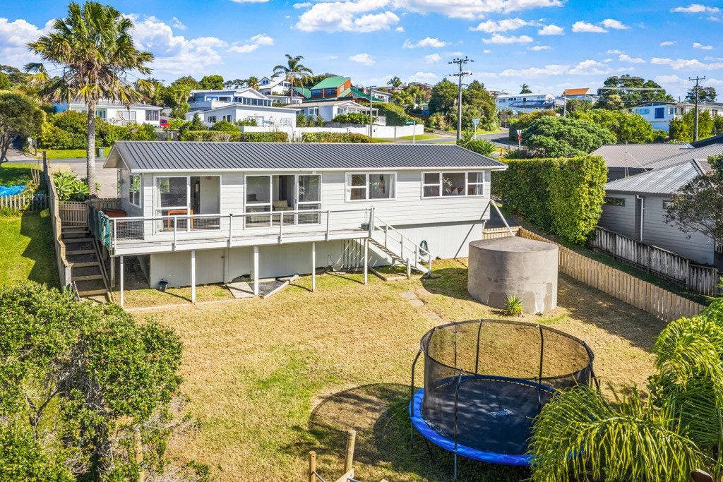 50 Brightside Road, Stanmore Bay, Whangaparaoa - Carousel 1