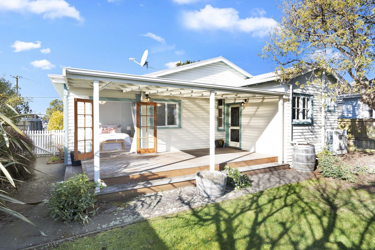 134 Union Street, New Brighton, Christchurch - Carousel 1