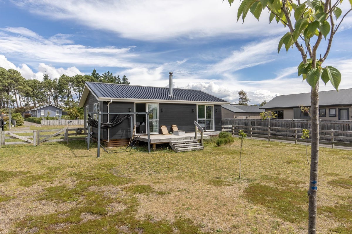 190 Parekaawa Drive, Motuoapa, Turangi - Carousel 2