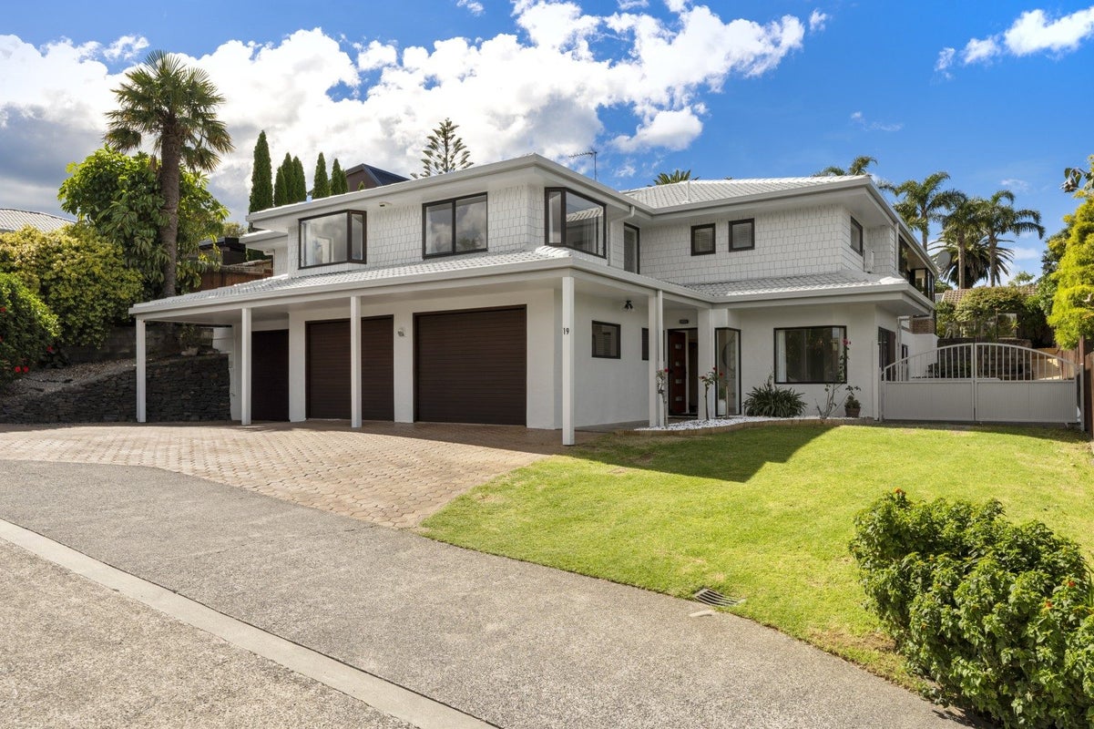 19 Manuwai Drive, Matua, Tauranga - Carousel 1