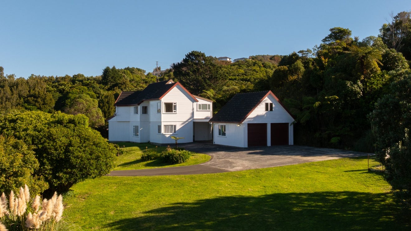 22A Westpoint Avenue, Harbour View, Lower Hutt - Carousel 1
