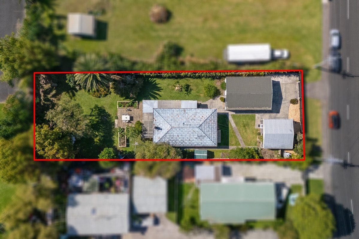 7 Parakai Avenue, Parakai, Helensville - Carousel 2