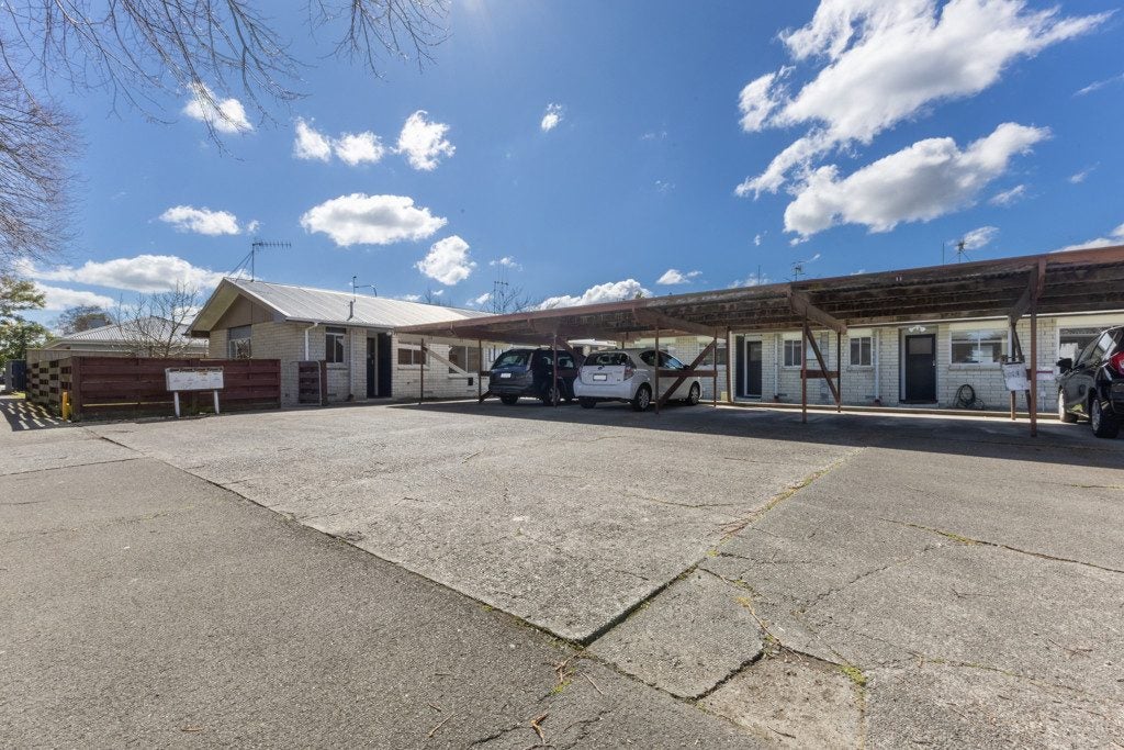 3 South Street, West End, Palmerston North - Carousel 26