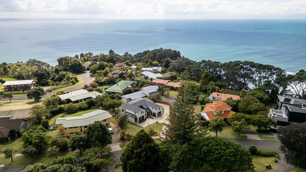 98A Otarawairere Road, Ohope, Whakatane, Bay Of Plenty - Carousel 27