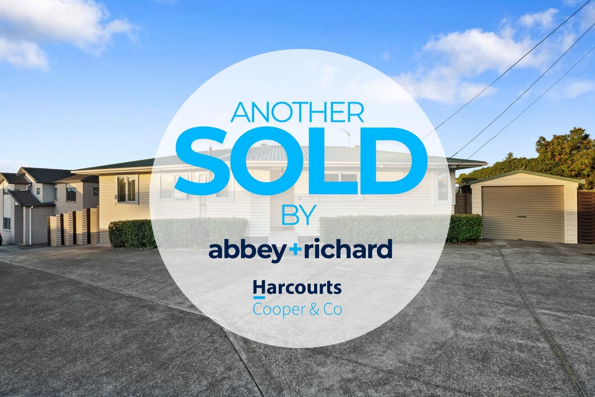 42 Terry Street, Blockhouse Bay, Auckland - Carousel 1
