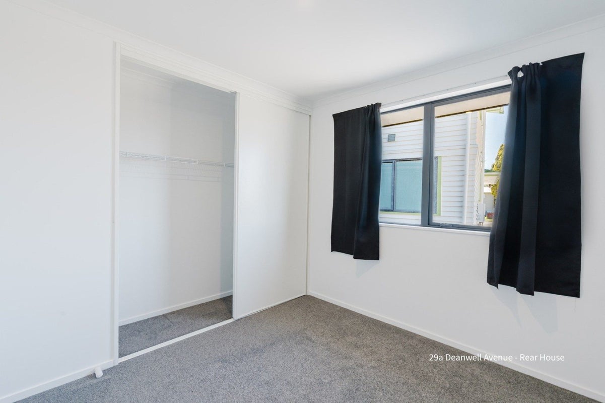 29 Deanwell Avenue, Deanwell, Hamilton - Carousel 10