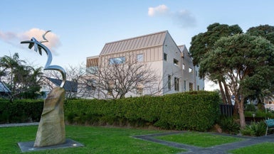 1/2 Hauraki Road, Hauraki, Auckland - Carousel 1