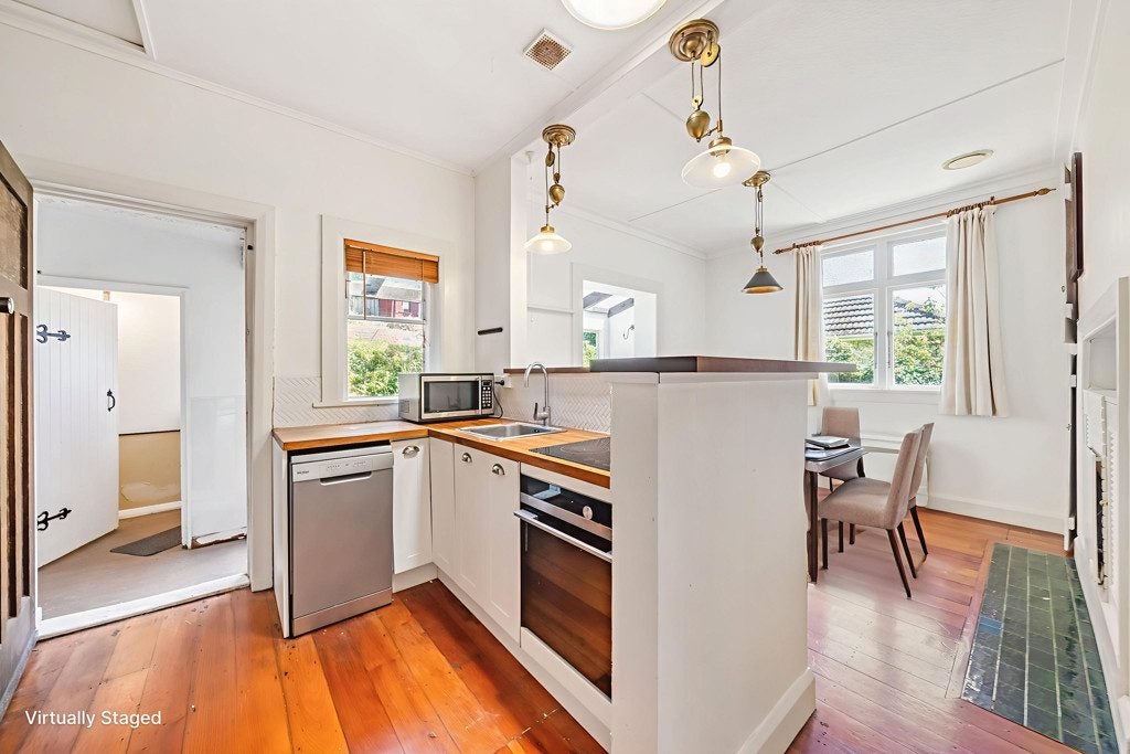 54 Kano Street, Karori, Wellington - Carousel 2