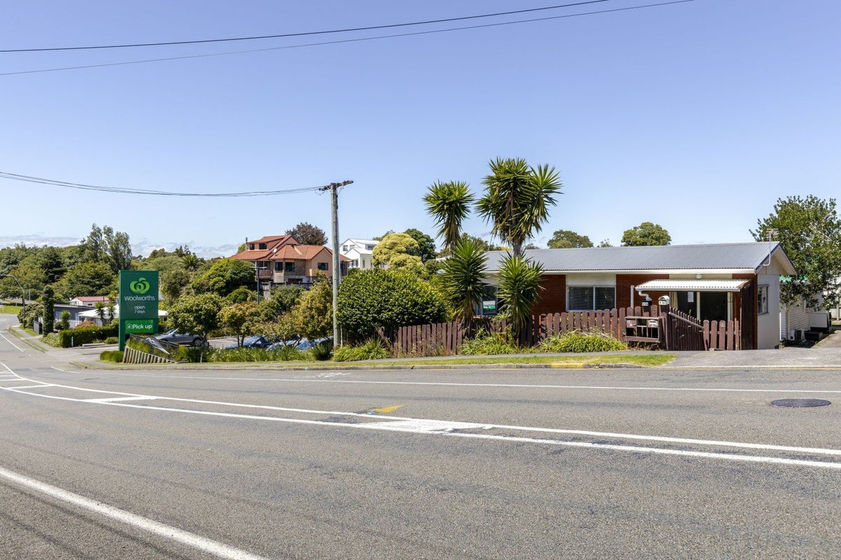 1/24 Hori Street, Vogeltown, New Plymouth - Carousel 19