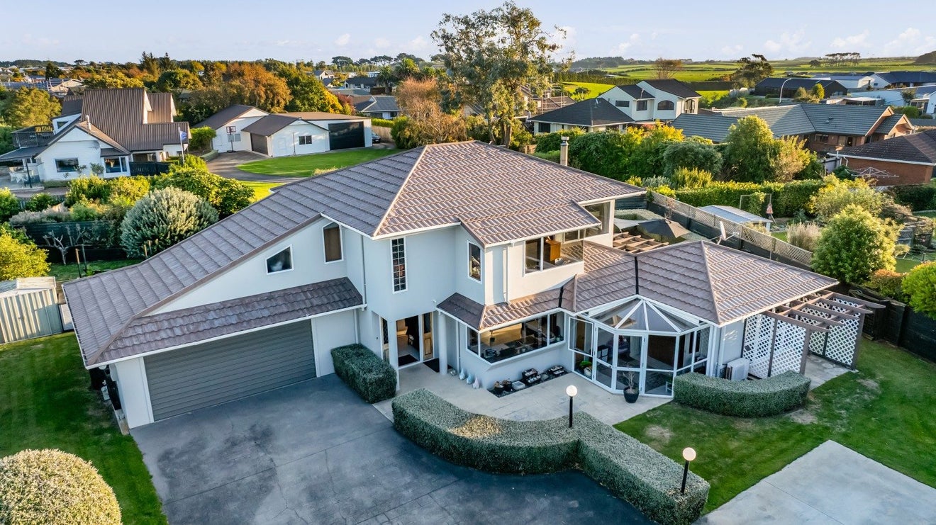 283 Glover Road, Hawera - Carousel 43