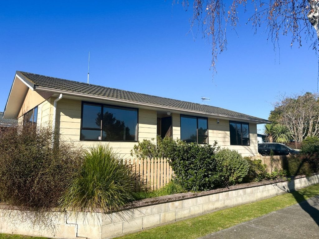 19 Harris Street, Greenmeadows, Napier - Carousel 2