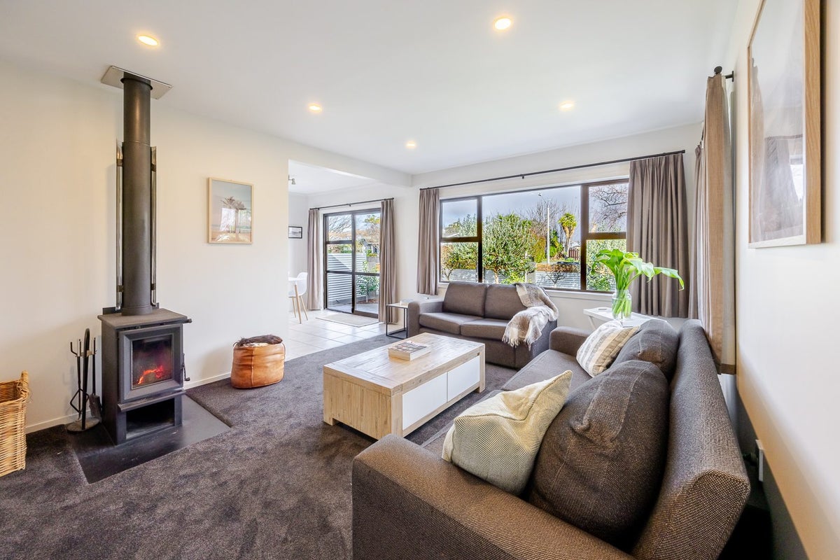 57 Norwich Crescent, Tamatea, Napier - Carousel 1