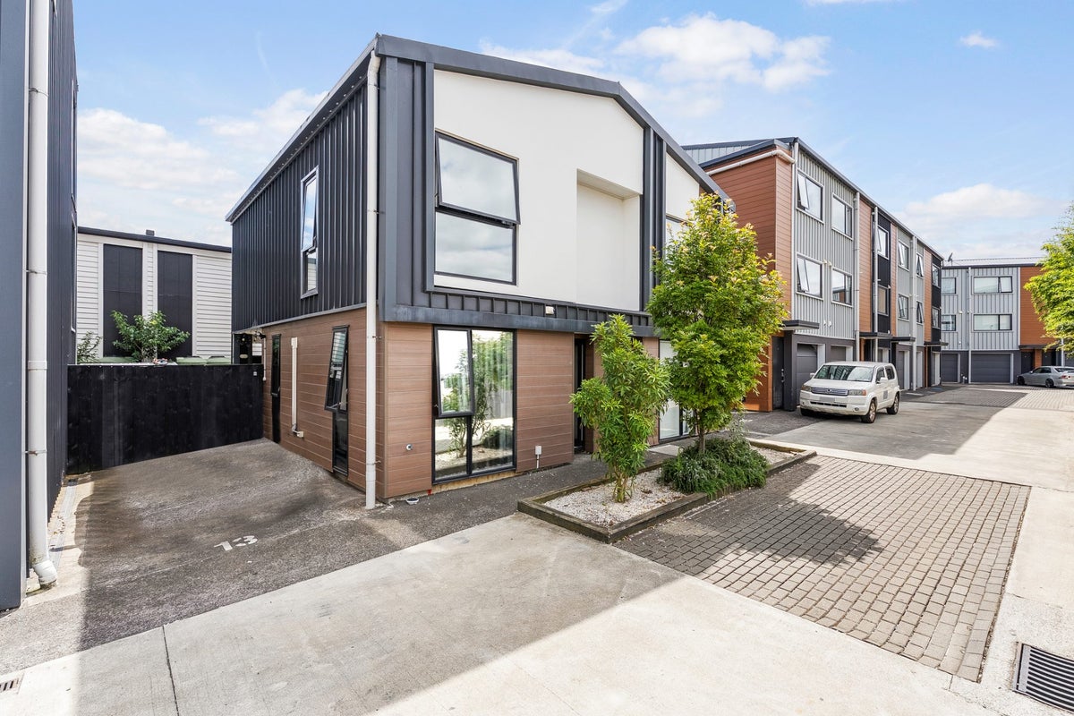 13 Marumaru Lane, Manurewa, Auckland - Carousel 2