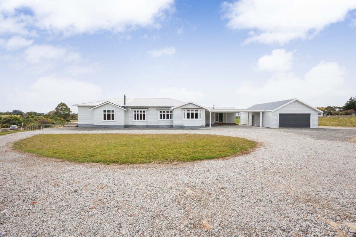 10 Monteith Street, Halcombe, Feilding - Carousel 20