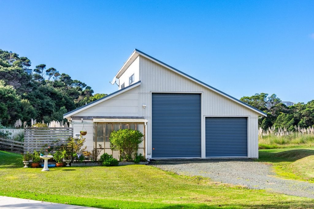 73 Moir Point Road, Mangawhai Heads, Mangawhai - Carousel 1