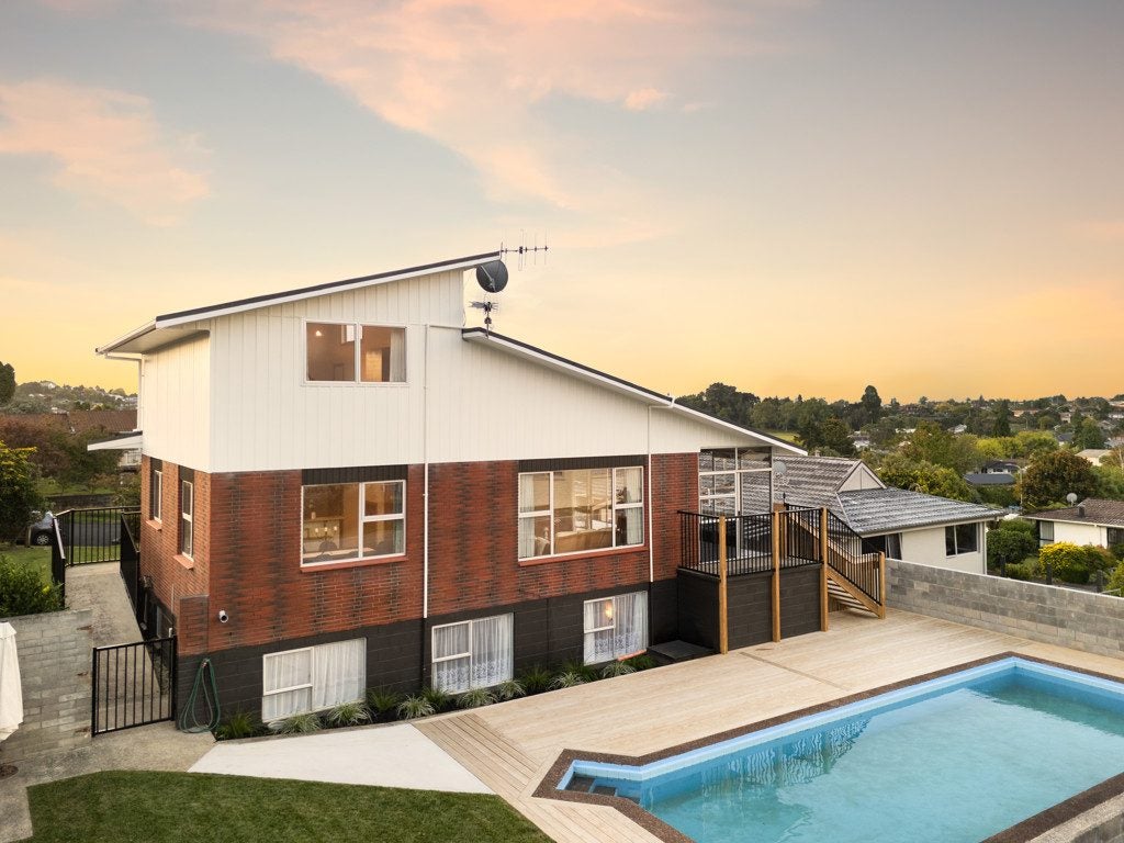 13 Russleigh Drive, Dinsdale, Hamilton - Carousel 34