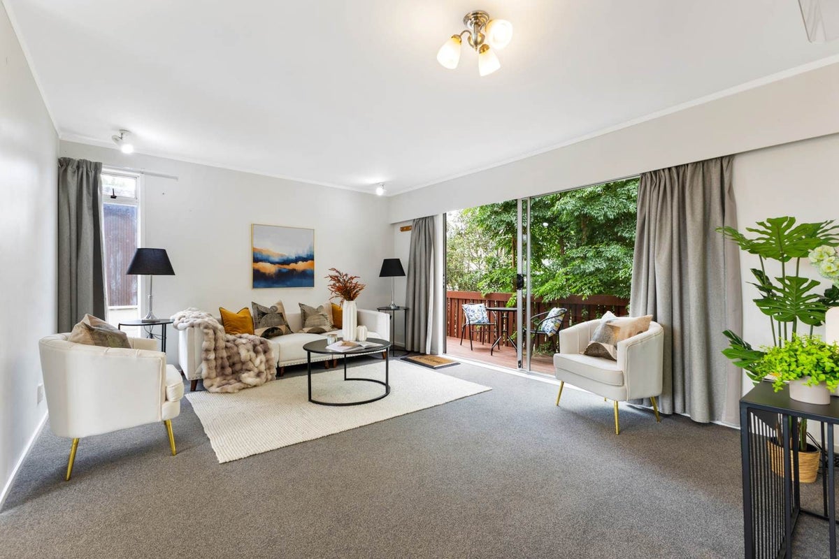 5C Ngatiawa Street, One Tree Hill, Auckland - Carousel 1
