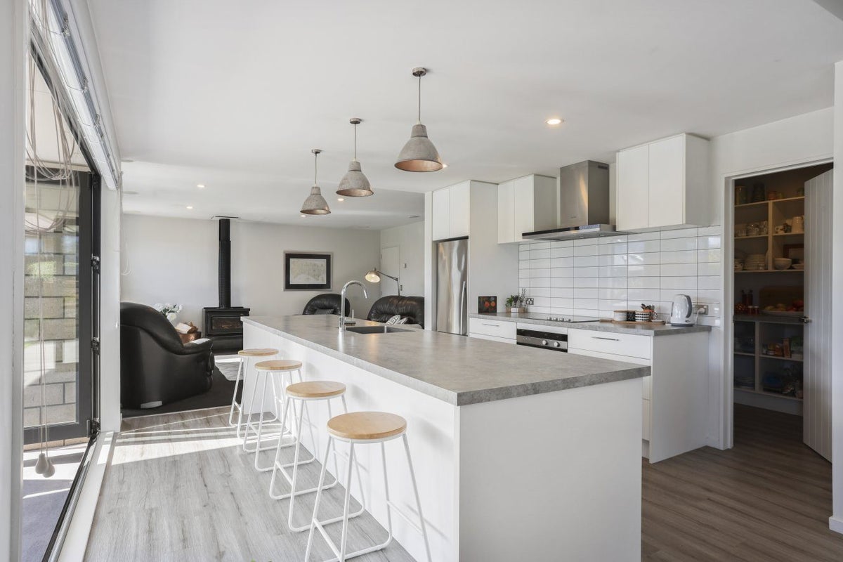 22 Weka Street, Oxford, Oxford - Carousel 2