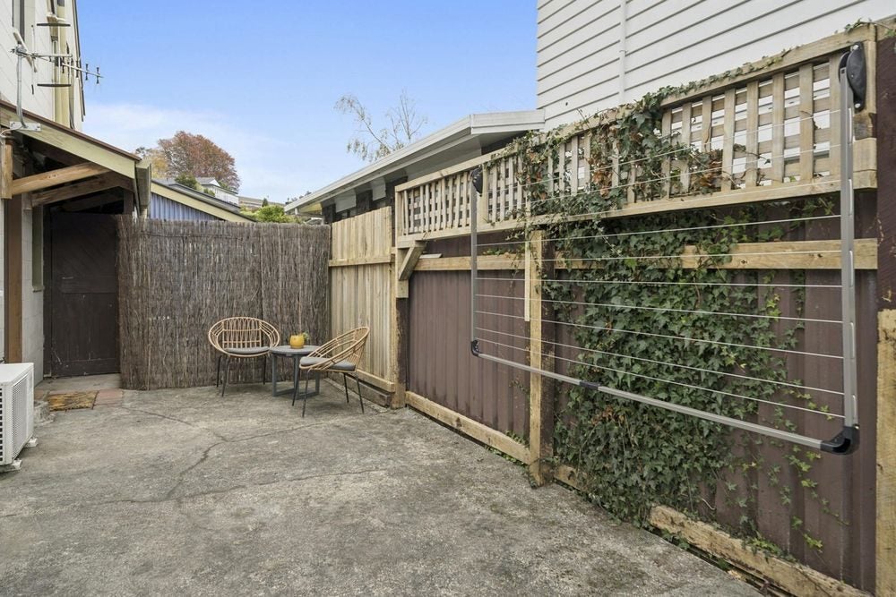 5A Tapestry Grove, Silverstream, Upper Hutt - Carousel 15