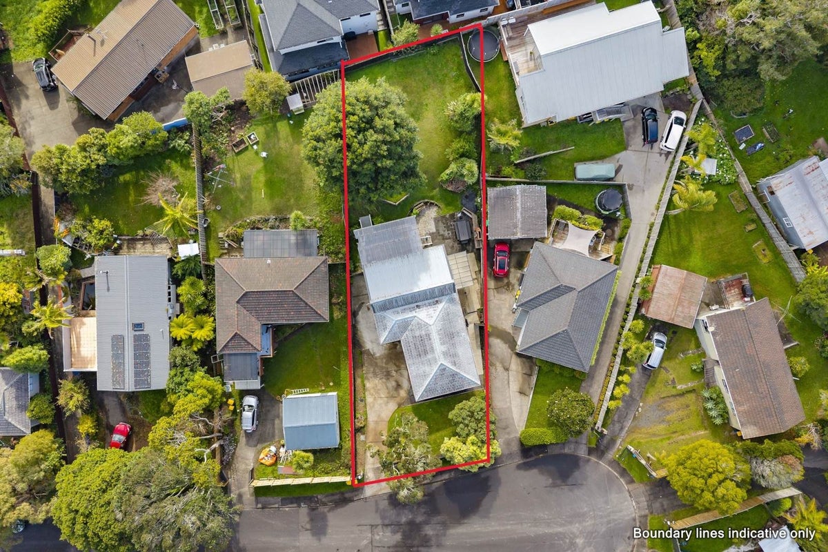 18 Osman Street, Glen Eden, Auckland - Carousel 25