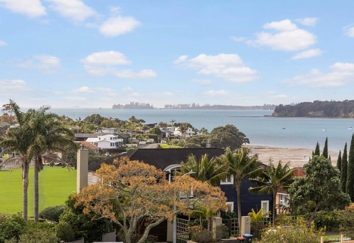 1 Thornhill Place, Glendowie, Auckland City, Auckland - Carousel 16